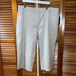 NWT Sag Harbor Slimming Solution Crop Khaki Capri Pants Size 22W
